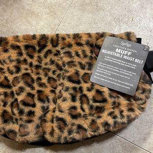 Sprigs faux fur & Sherpa muff adjustable waist belt
